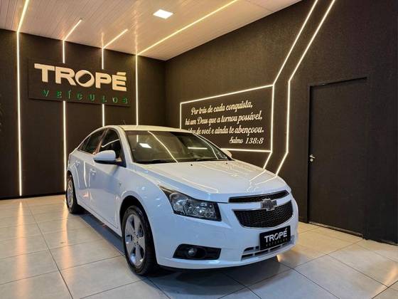 CHEVROLET CRUZE 1.8 LT 16V FLEX 4P AUTOMÁTICO CHEVROLET CRUZE 1.8 LT 16V FLEX 4P AUTOMÁTICO